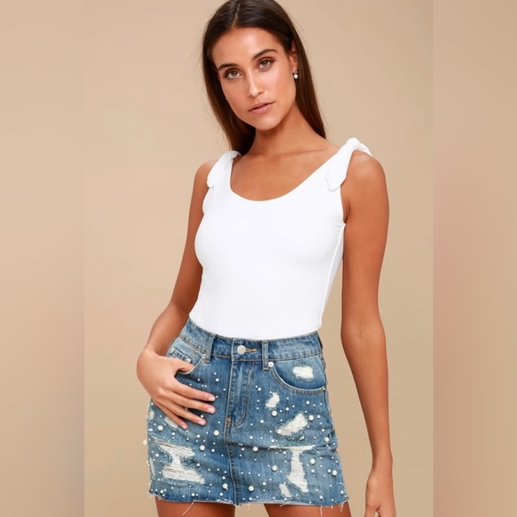 Lulu’s Tie-Strap Open-Back White Bodysuit - Picture 1 of 6